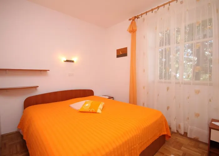 Apartman Sveta Nedilja 8725c *